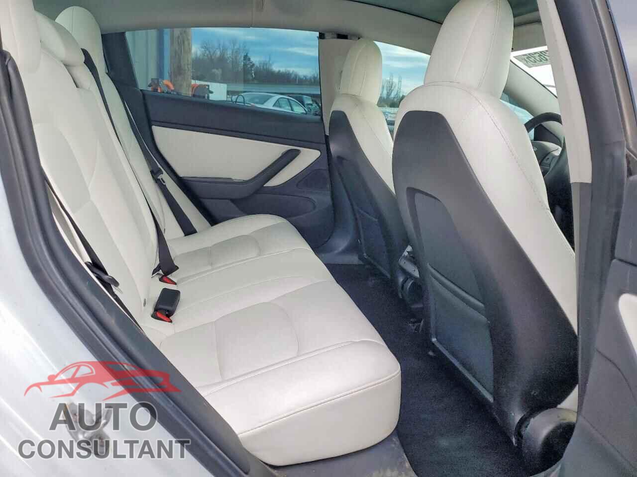 TESLA MODEL 3 2019 - 5YJ3E1EA4KF509471