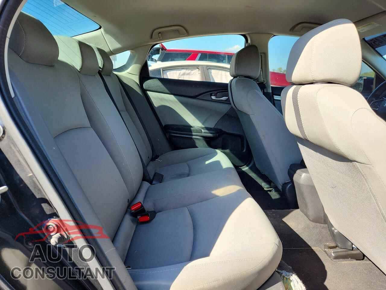 HONDA CIVIC 2019 - 2HGFC2F67KH509432