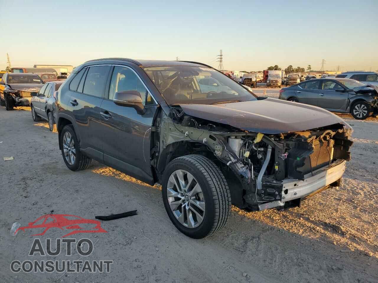 TOYOTA RAV4 2019 - 2T3C1RFVXKC008477