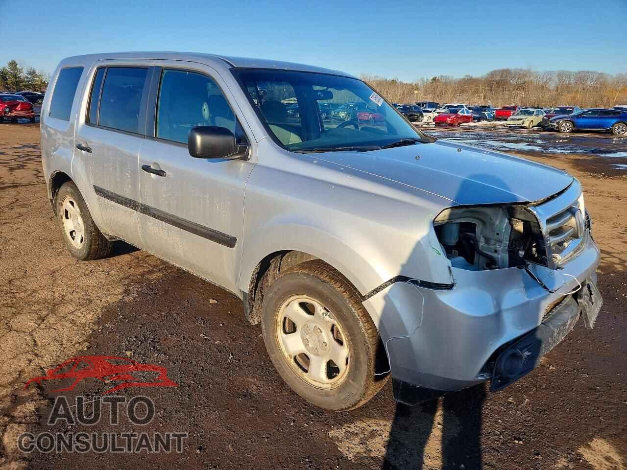 HONDA PILOT 2013 - 5FNYF4H21DB015516