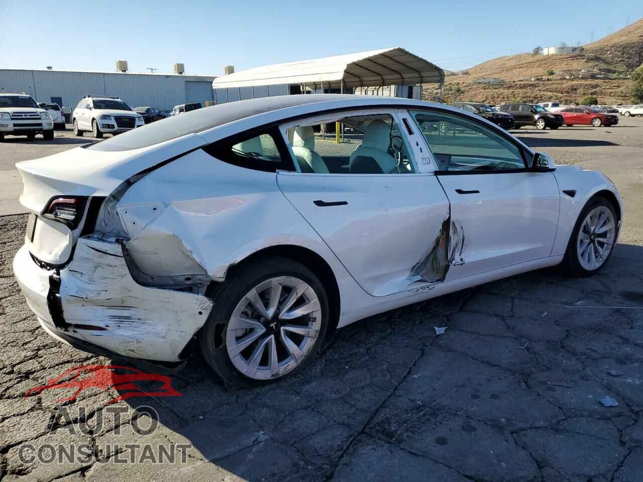 TESLA MODEL 3 2022 - 5YJ3E1EA6NF153870