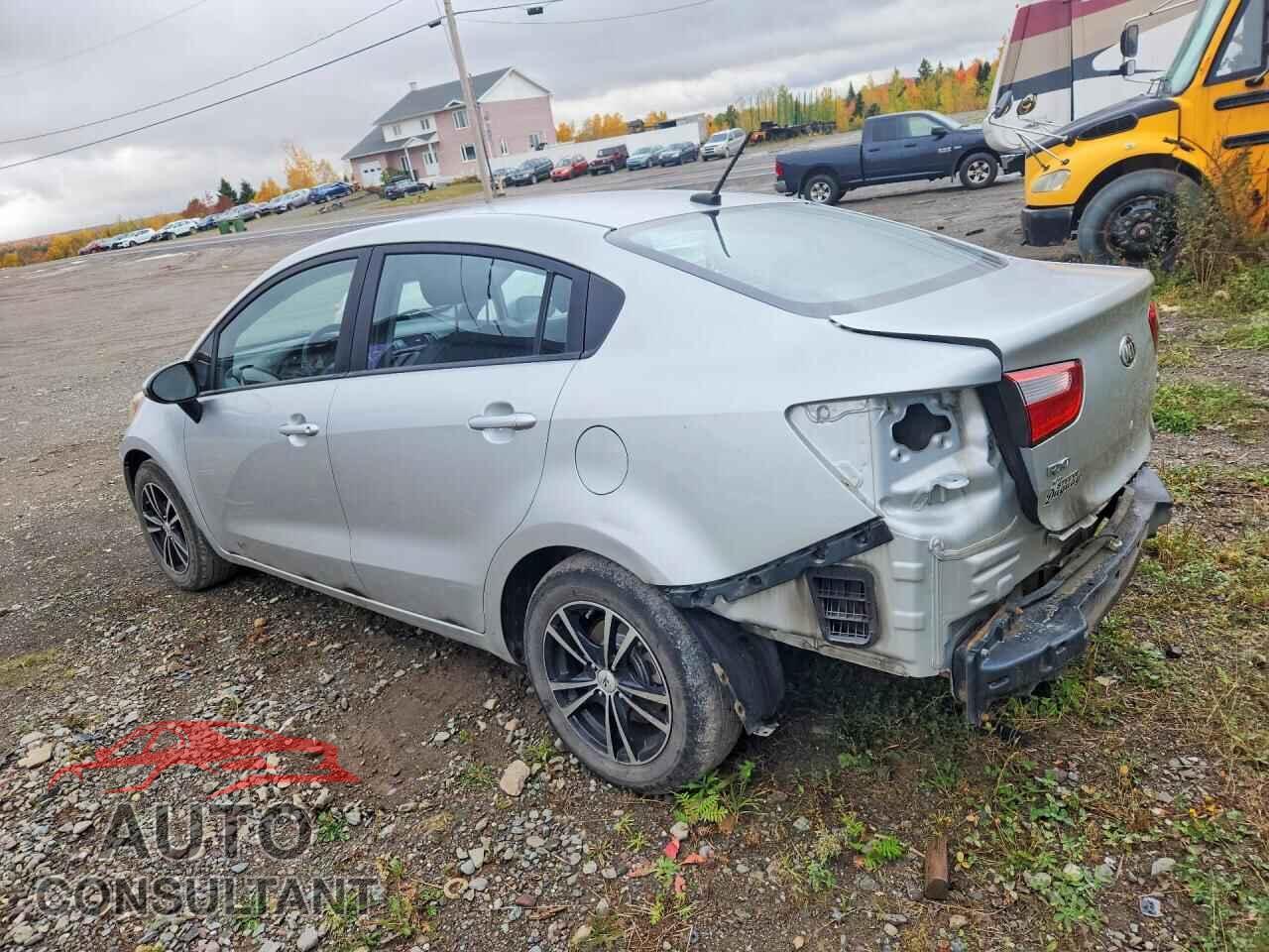 KIA RIO 2015 - KNADM4A35F6424749