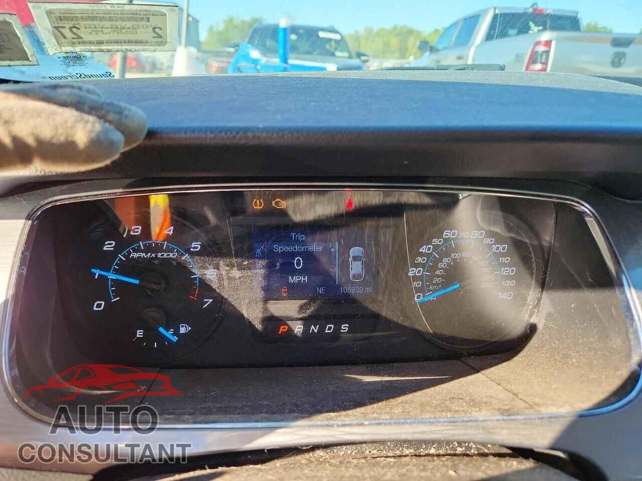 FORD TAURUS 2016 - 1FAHP2E86GG133135
