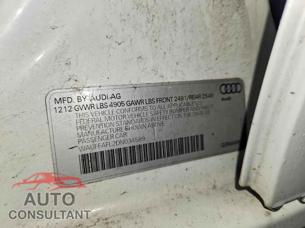 AUDI A4 2013 - WAUFFAFL2DN034589