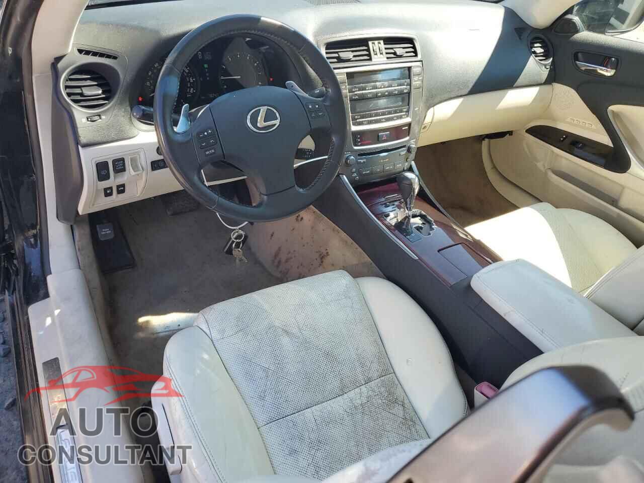 LEXUS IS 2010 - JTHFF2C20A2506904
