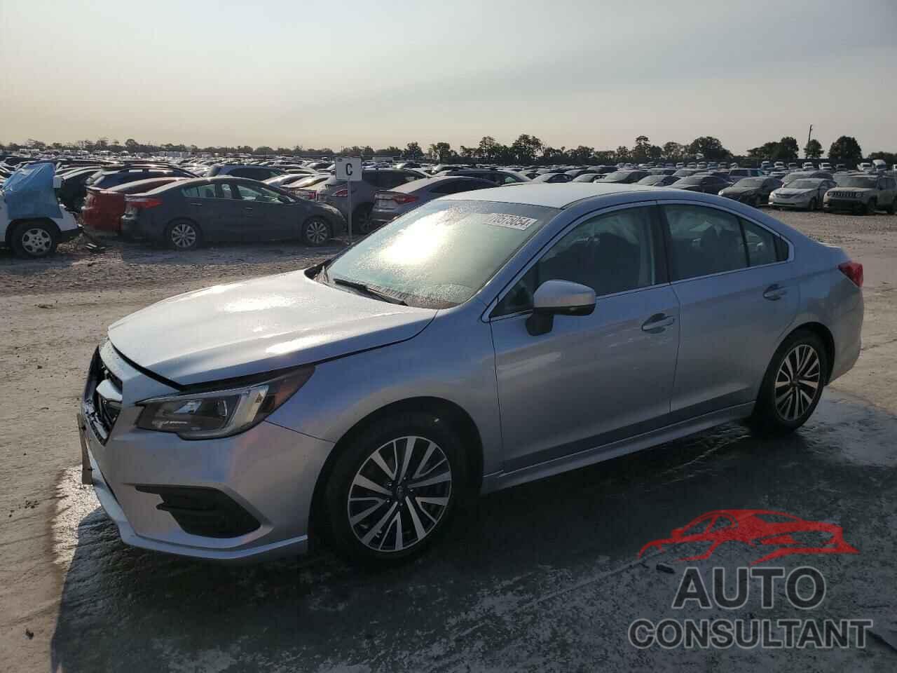 SUBARU LEGACY 2019 - 4S3BNAF65K3011217