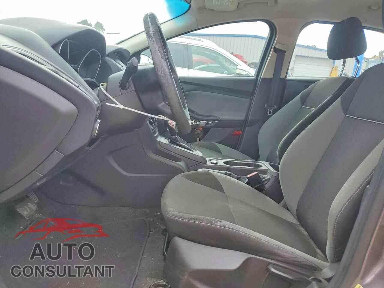 FORD FOCUS 2012 - 1FAHP3E21CL277100