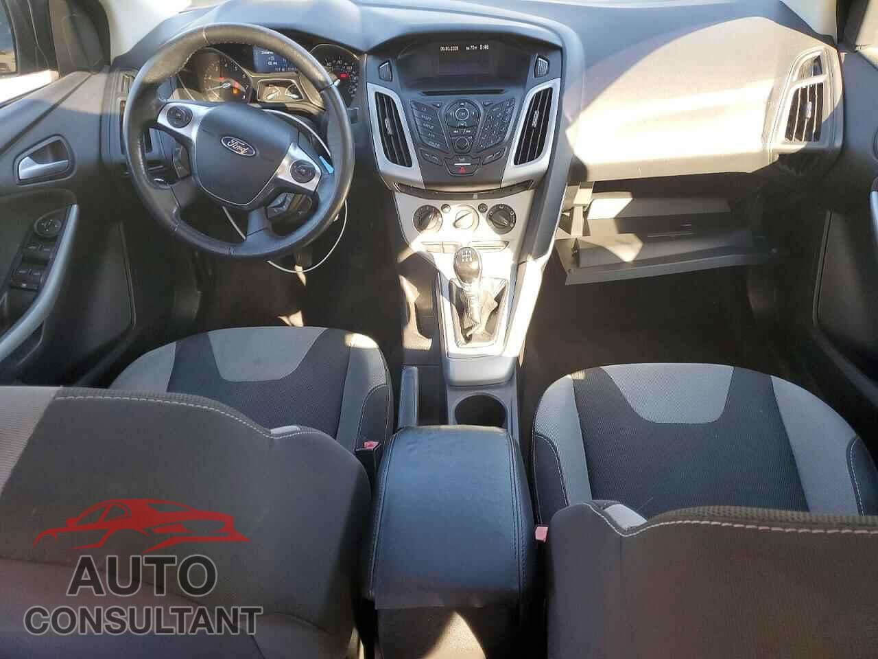 FORD FOCUS 2012 - 1FAHP3F26CL258363