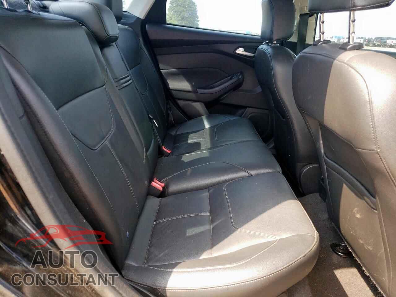 FORD FOCUS 2016 - 1FADP3F2XGL369003