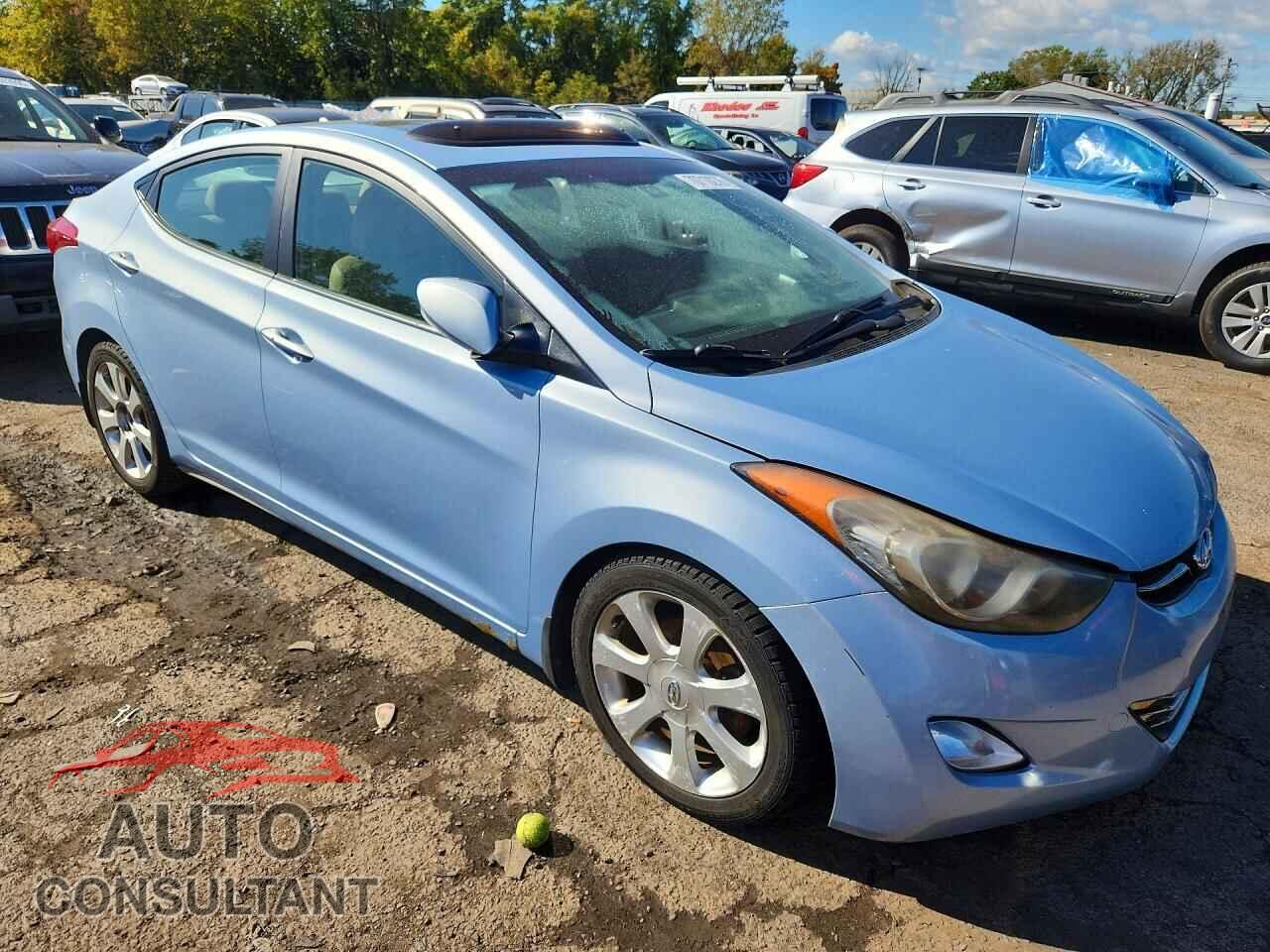 HYUNDAI ELANTRA 2013 - KMHDH4AE9DU505931