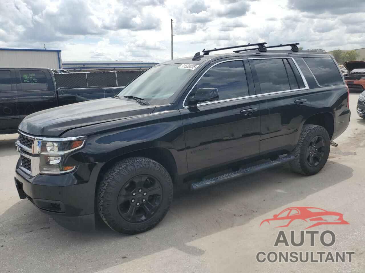 CHEVROLET TAHOE 2020 - 1GNSCAKCXLR305302