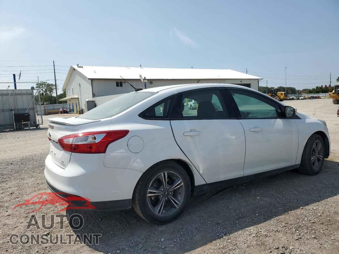 FORD FOCUS 2014 - 1FADP3F20EL217874