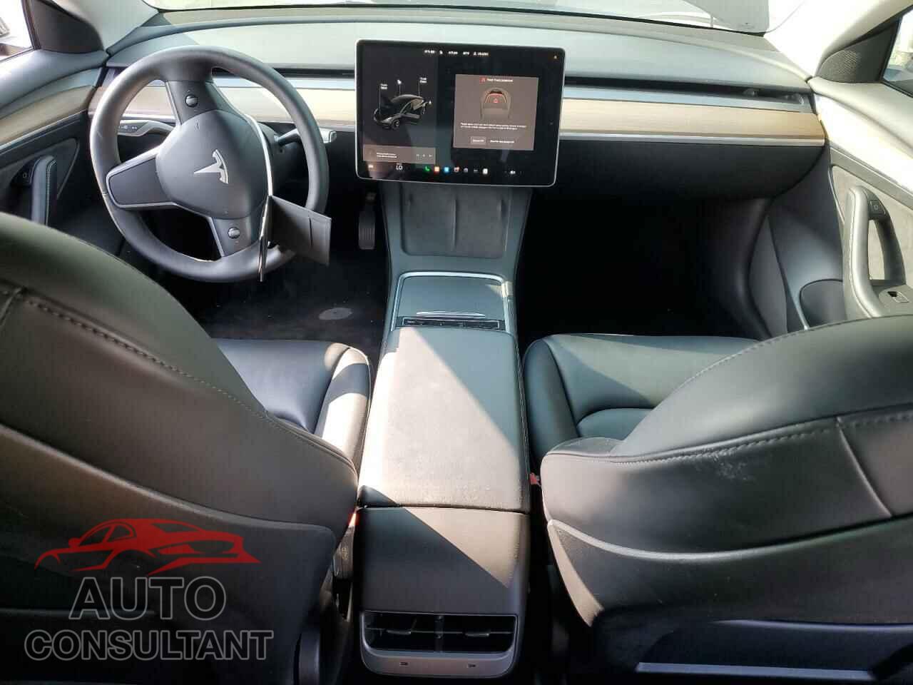 TESLA MODEL 3 2022 - 5YJ3E1EA8NF358073