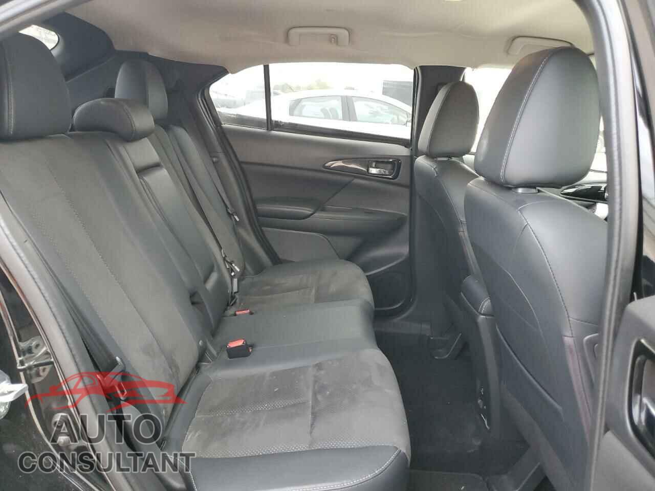 MITSUBISHI ECLIPSE 2023 - JA4ATWAAXPZ006085