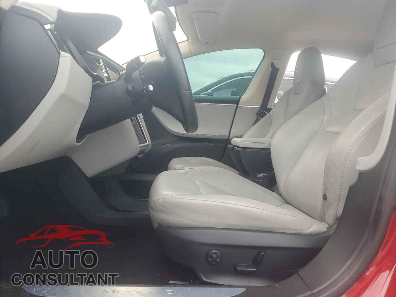 TESLA MODEL S 2015 - 5YJSA1H12FF094546