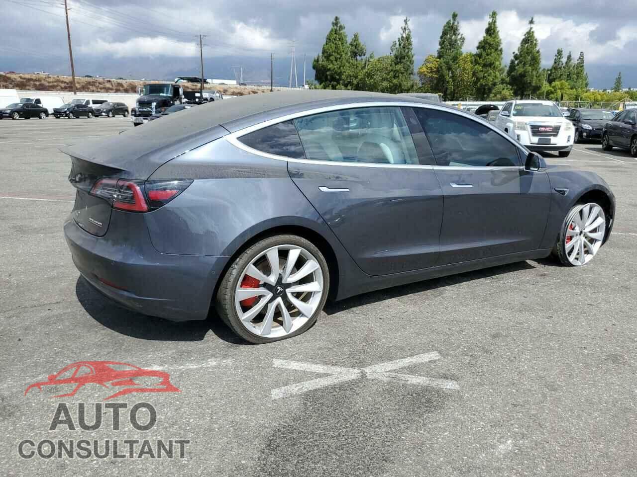 TESLA MODEL 3 2018 - 5YJ3E1EB3JF079178