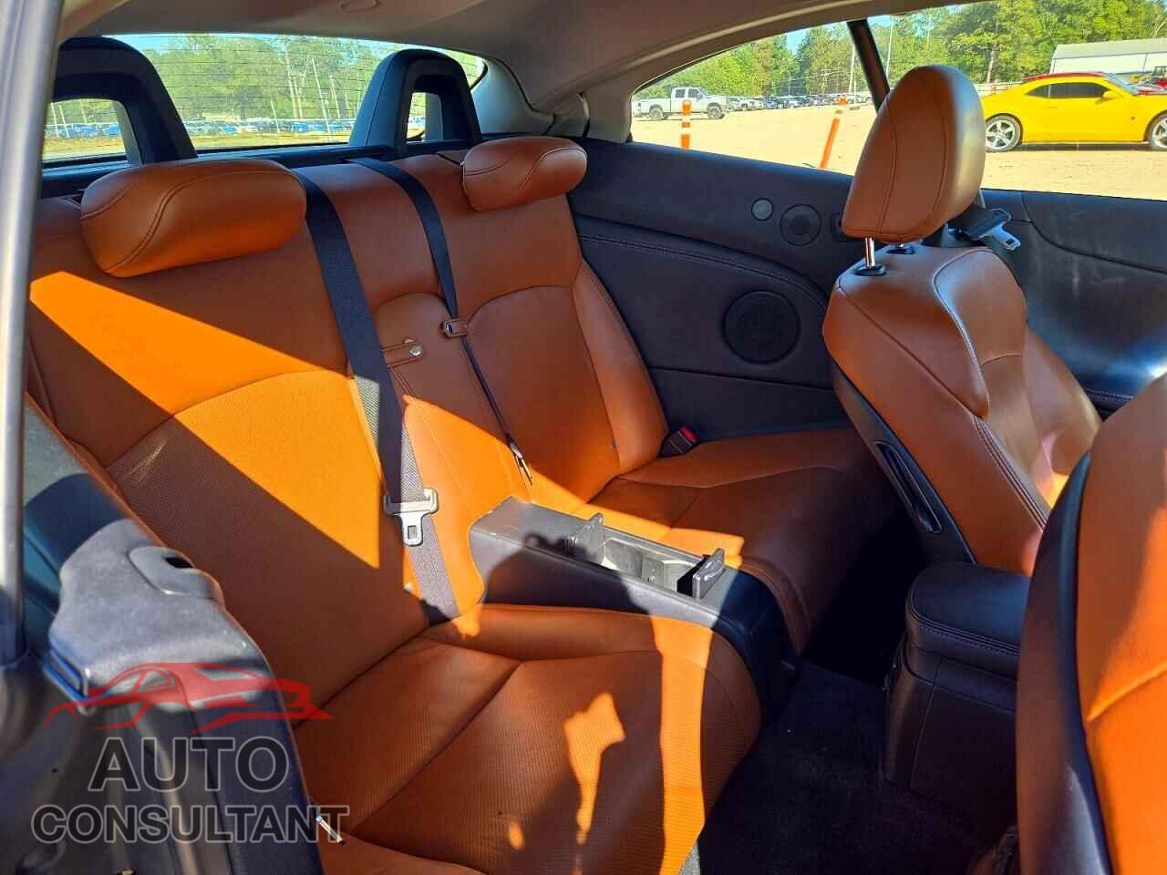 LEXUS IS 2014 - JTHFE2C20E2510329