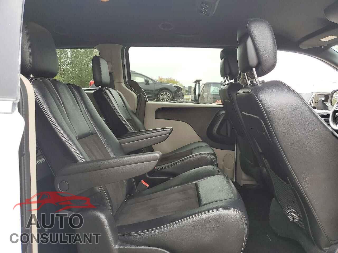 DODGE CARAVAN 2019 - 2C4RDGCG3KR674424