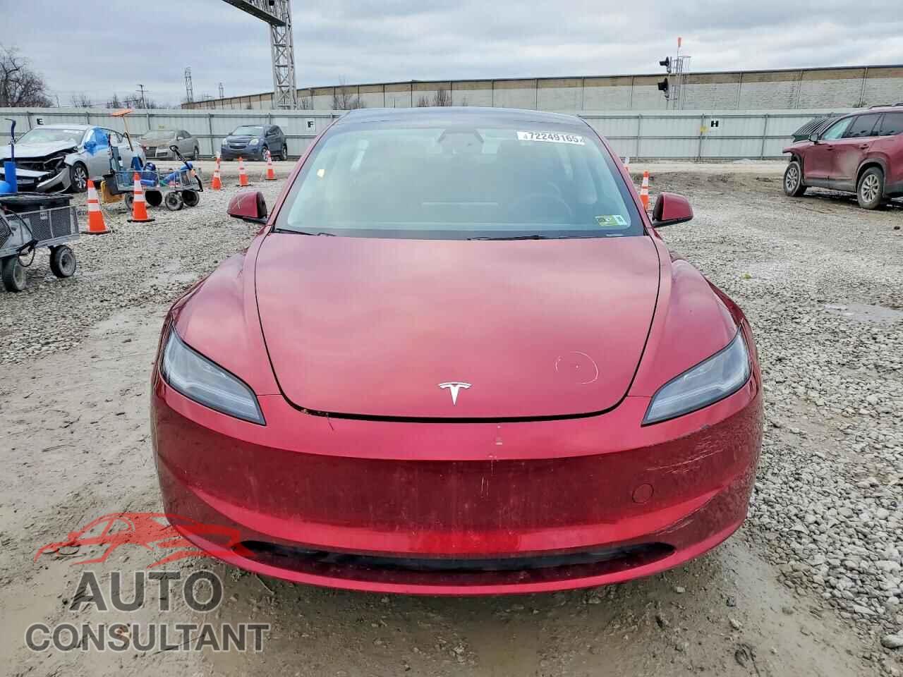 TESLA MODEL 3 2024 - 5YJ3E1EB8RF810439
