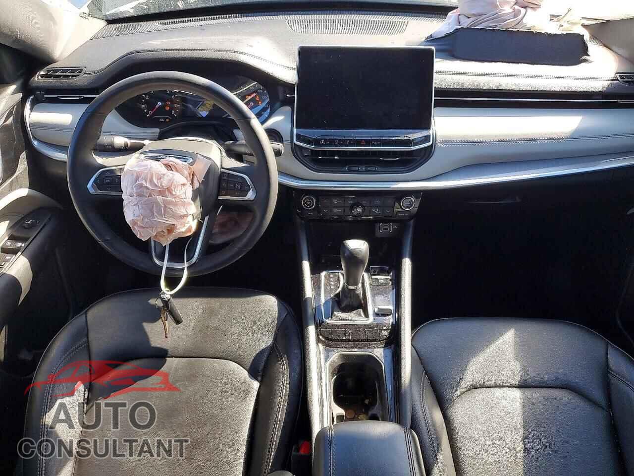JEEP COMPASS 2025 - 3C4NJDCN2ST511247