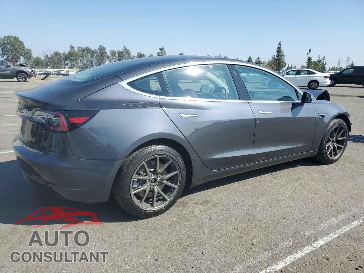 TESLA MODEL 3 2018 - 5YJ3E1EA5JF045296
