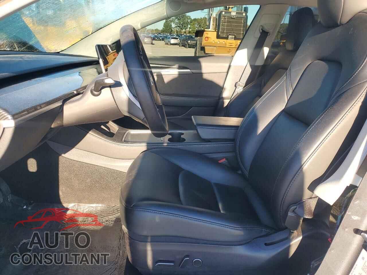 TESLA MODEL 3 2023 - 5YJ3E1EA5PF497449