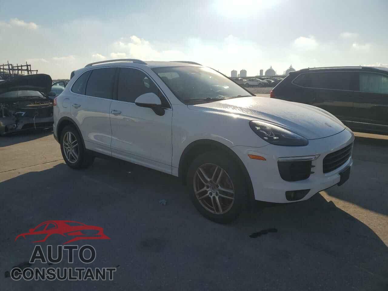 PORSCHE CAYENNE 2016 - WP1AA2A21GLA06345