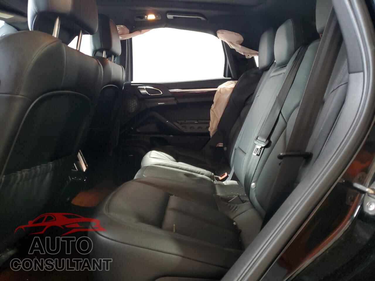 PORSCHE CAYENNE 2012 - WP1AB2A24CLA42876