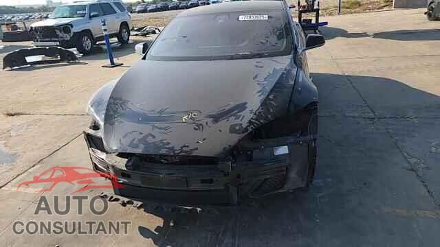 TESLA MODEL S 2017 - 5YJSA1E11HF181538