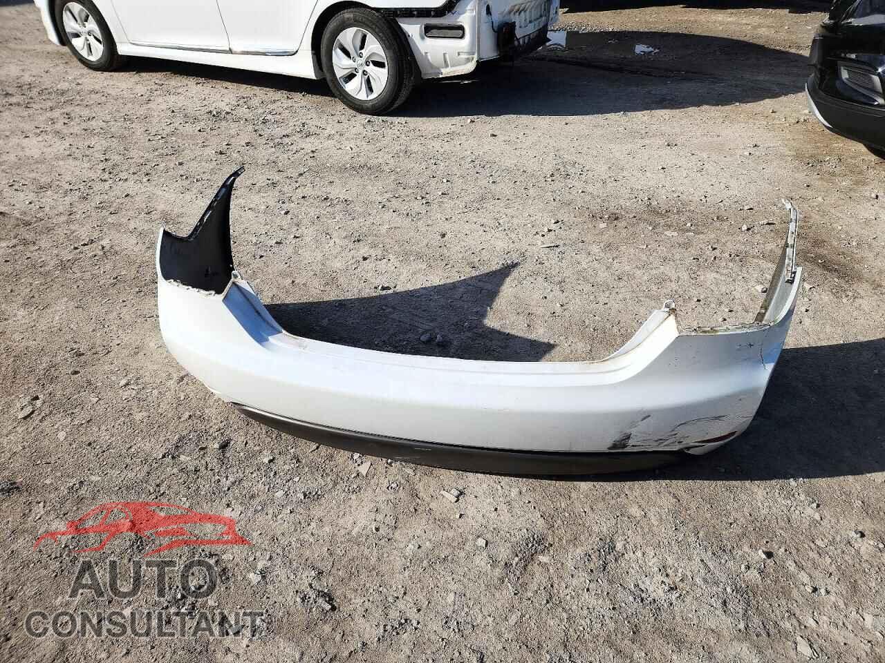 HYUNDAI SONATA 2015 - KMHEC4A49FA119413