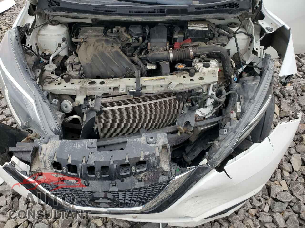 NISSAN VERSA 2019 - 3N1CE2CP3KL360505