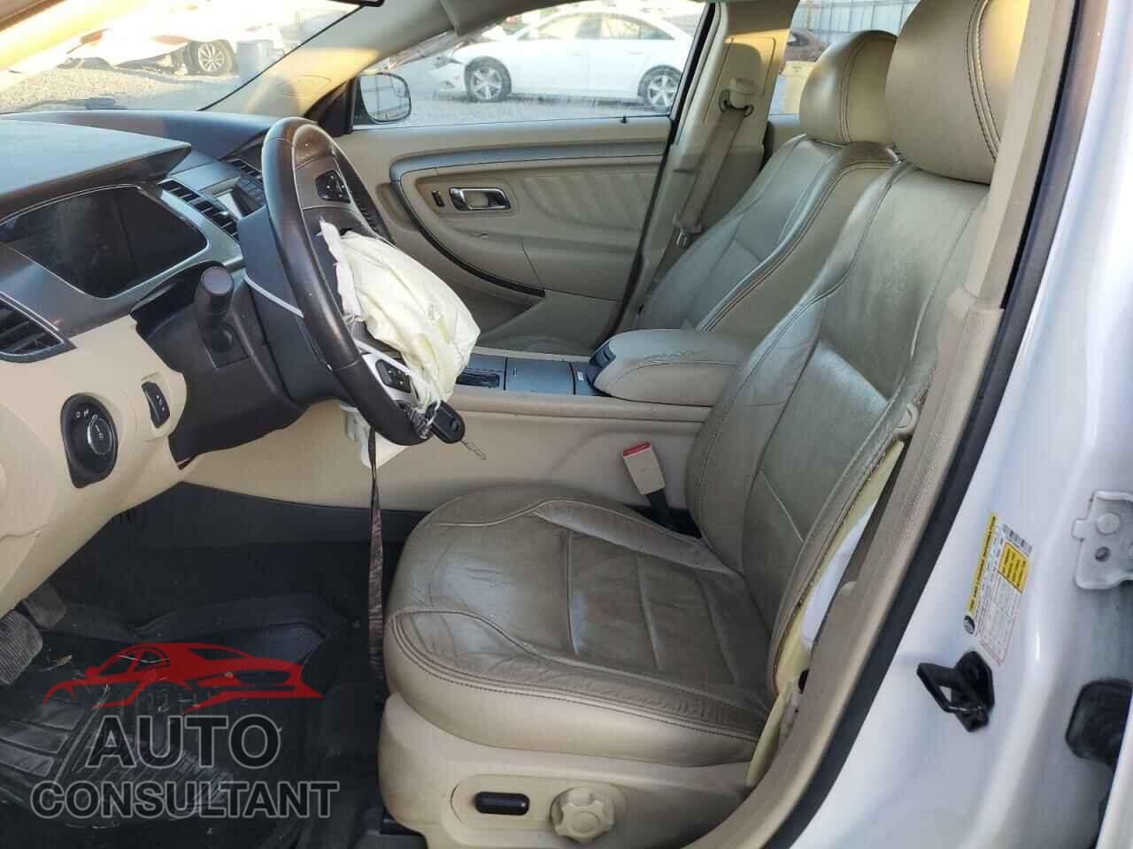 FORD TAURUS 2015 - 1FAHP2E89FG174163