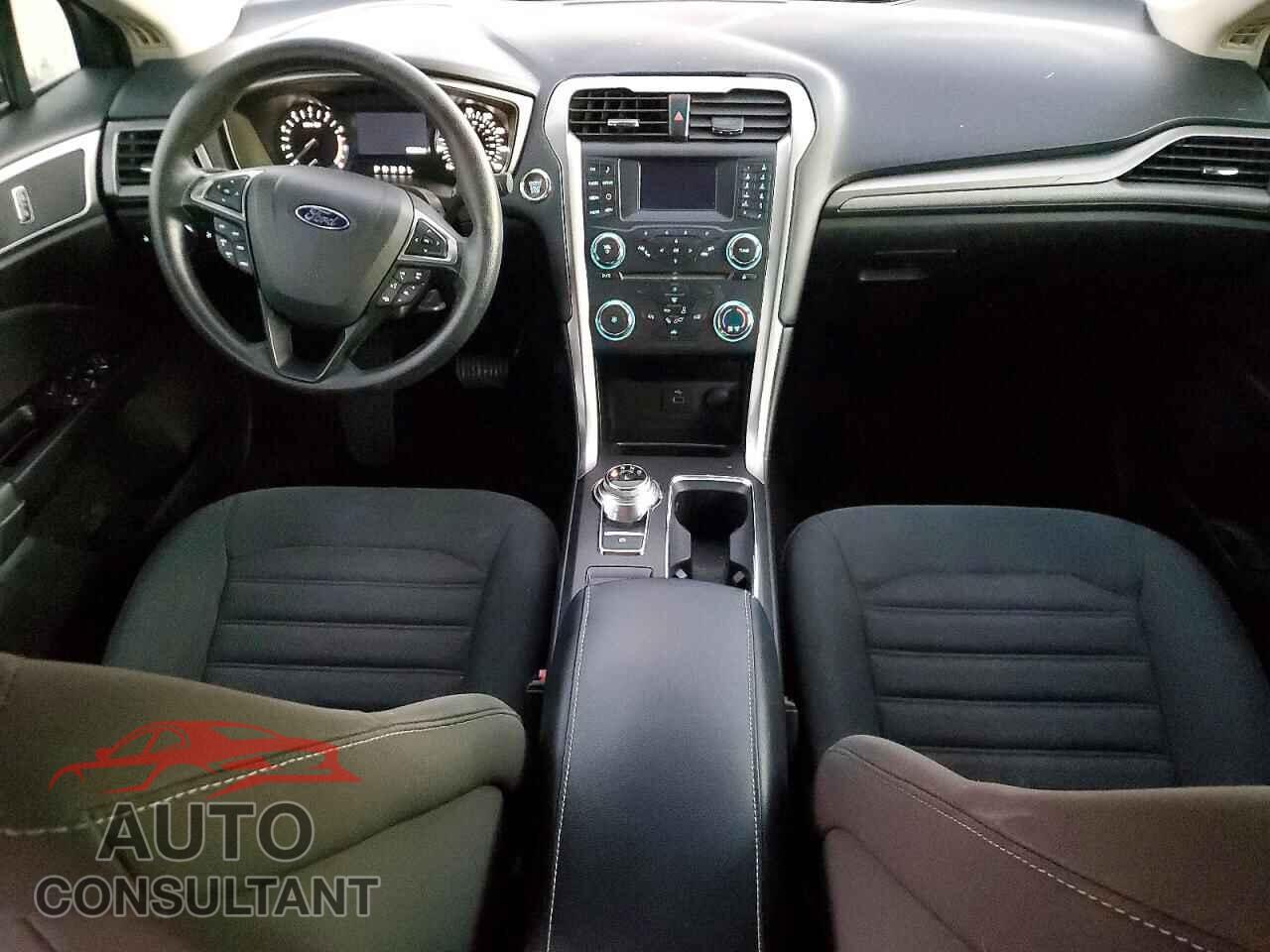 FORD FUSION 2017 - 3FA6P0H70HR259306