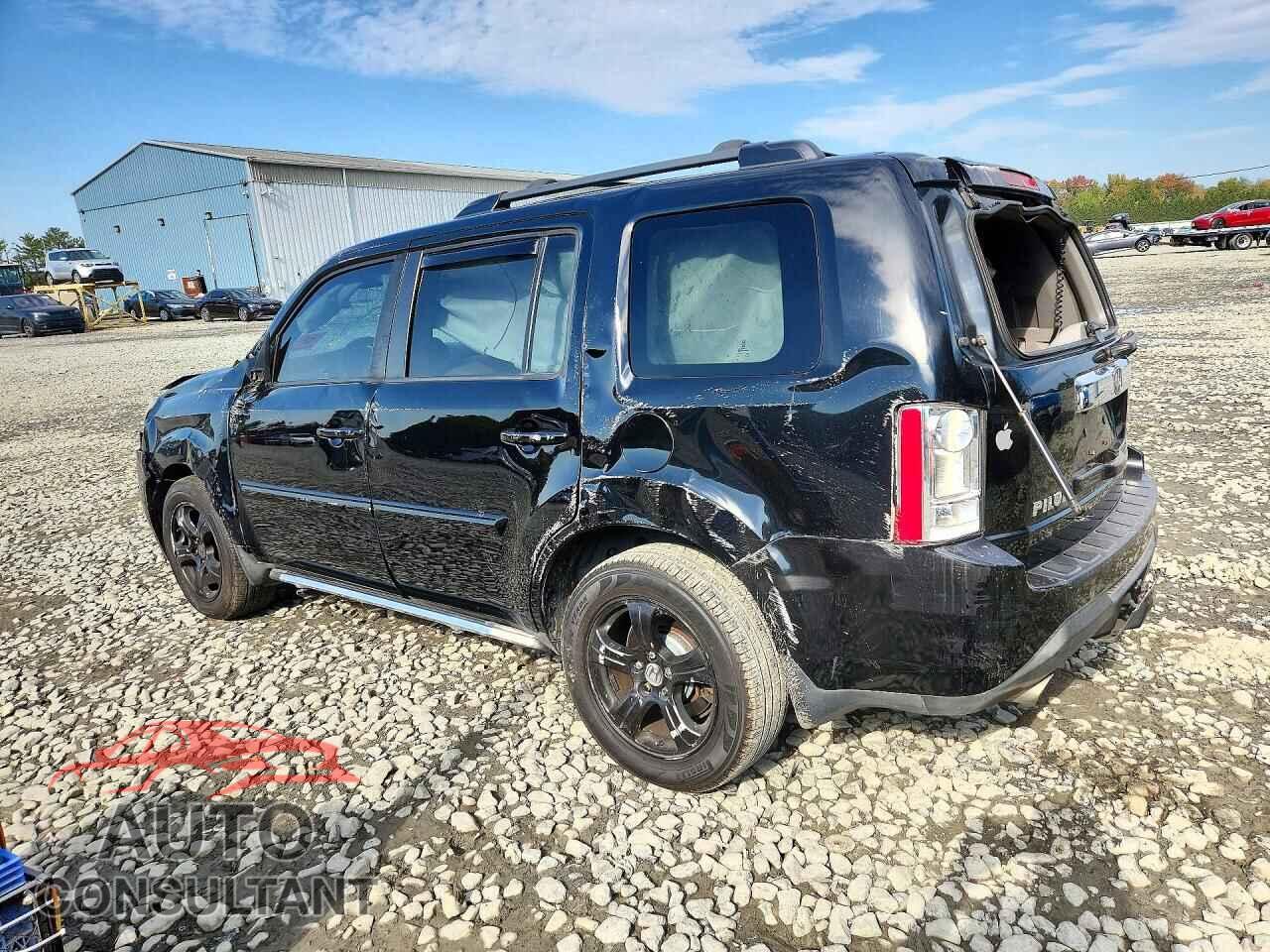 HONDA PILOT 2015 - 5FNYF4H52FB052183