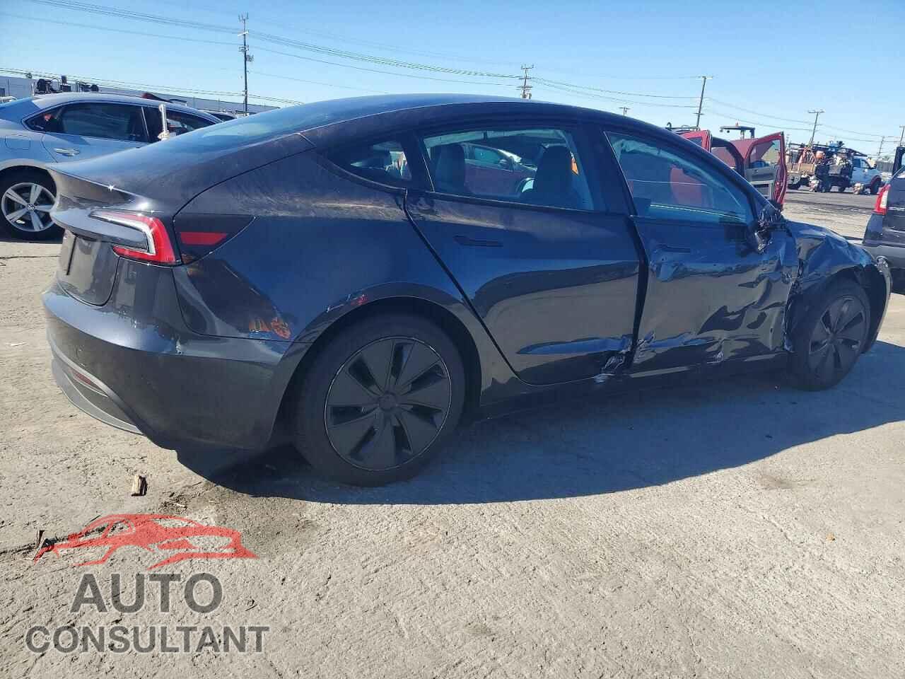 TESLA MODEL 3 2025 - 5YJ3E1EA8SF937270