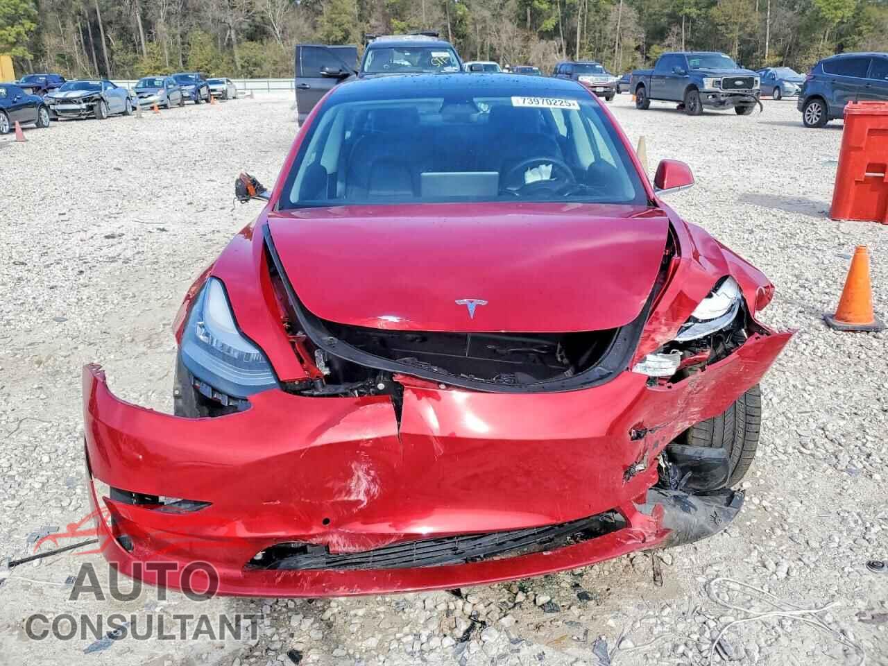 TESLA MODEL 3 2020 - 5YJ3E1EBXLF651009