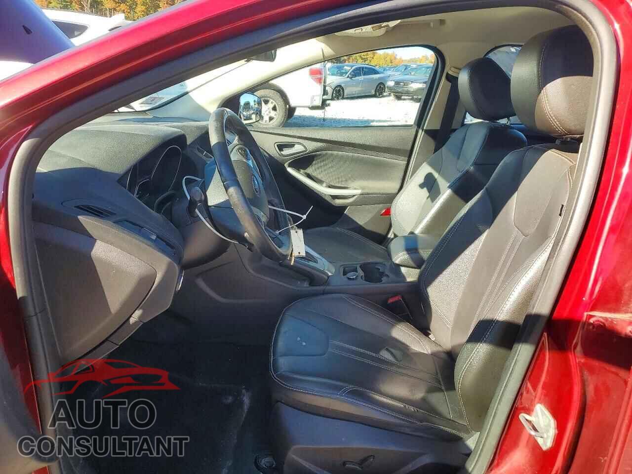 FORD FOCUS 2014 - 1FADP3F2XEL215193