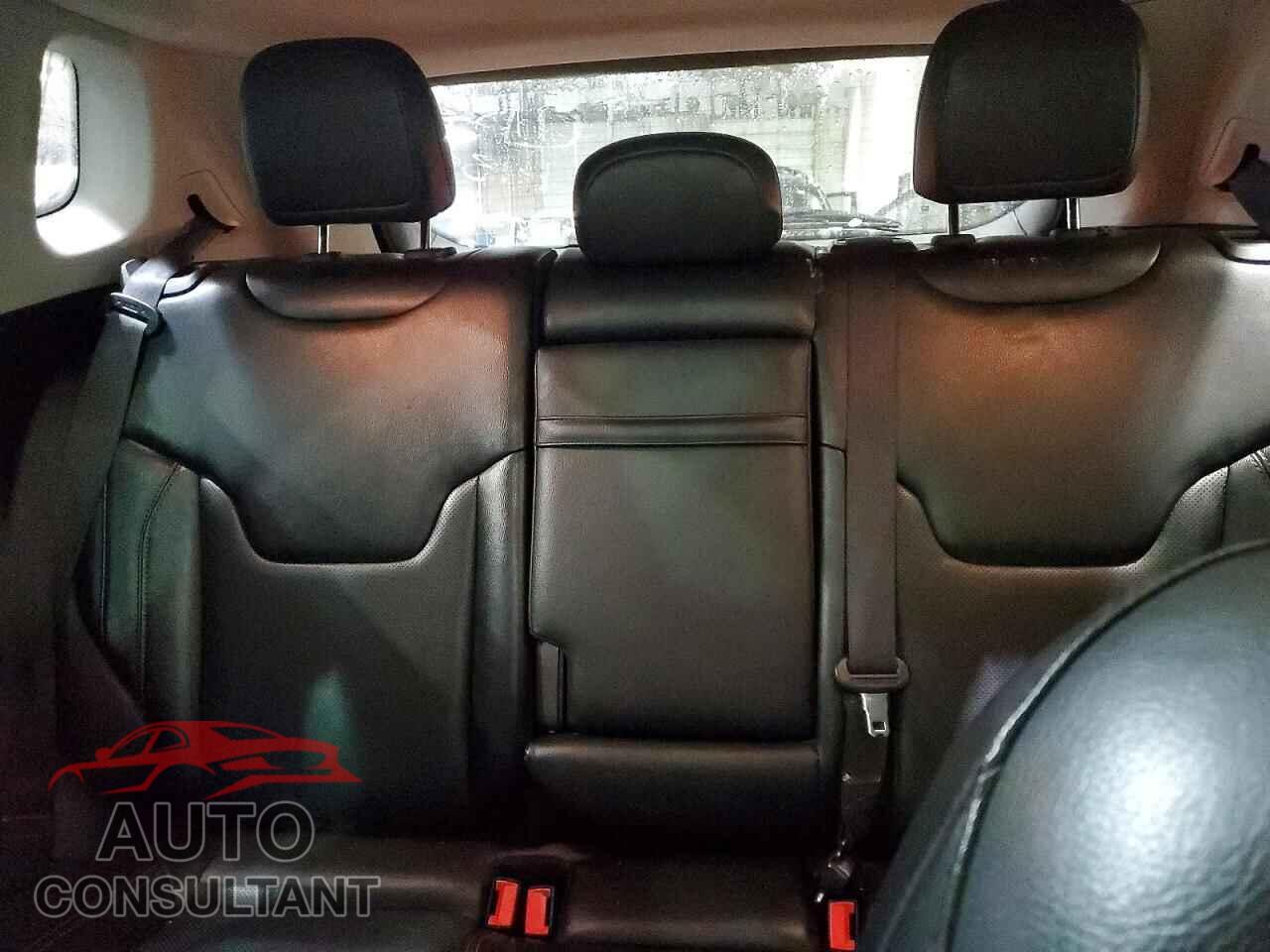 JEEP COMPASS 2020 - 3C4NJDCB2LT105136