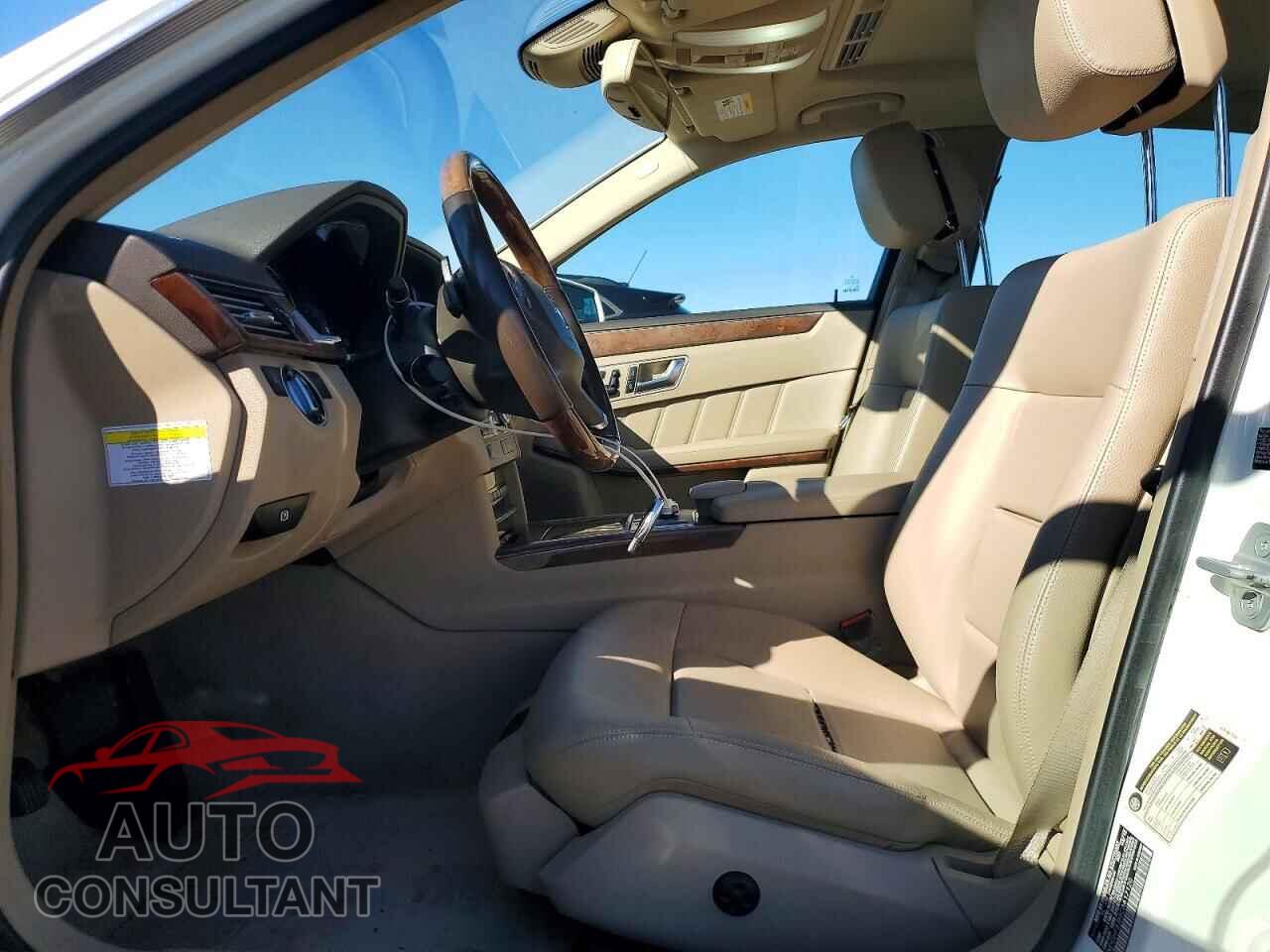 MERCEDES-BENZ E-CLASS 2012 - WDDHF8JB8CA617120