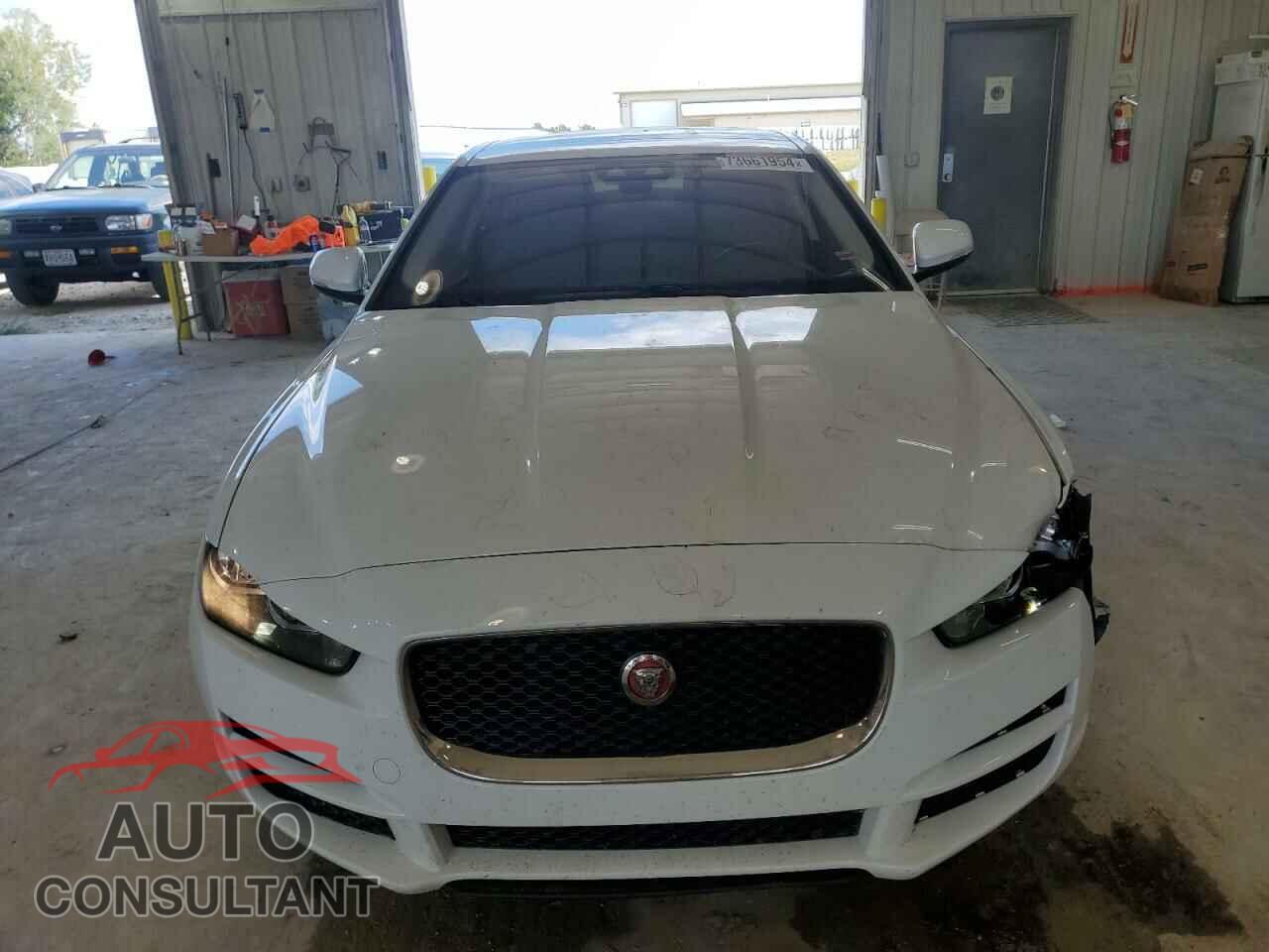 JAGUAR XE 2017 - SAJAR4BG4HA978374