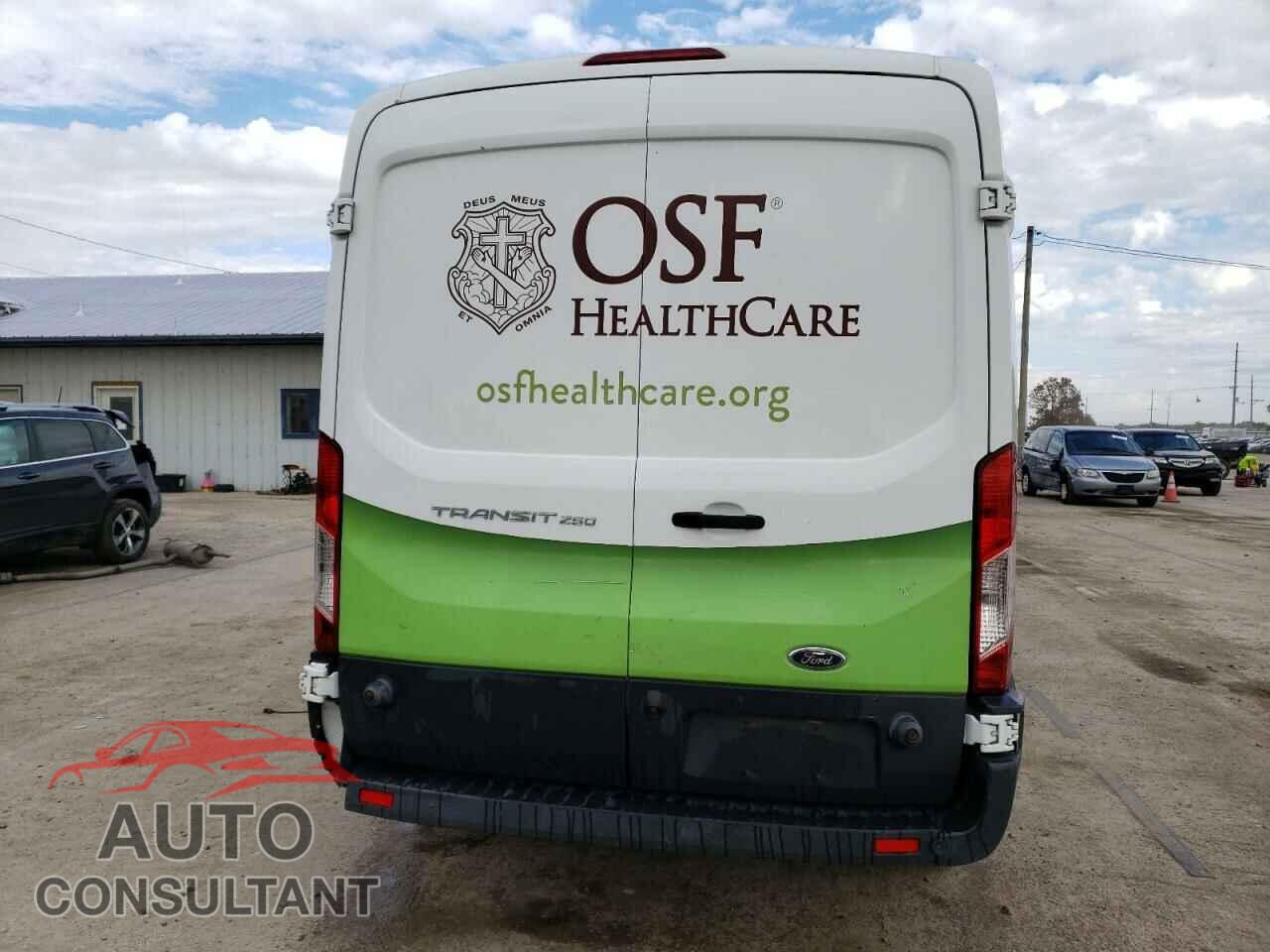FORD TRANSIT 2017 - 1FTYR2CM7HKB32997