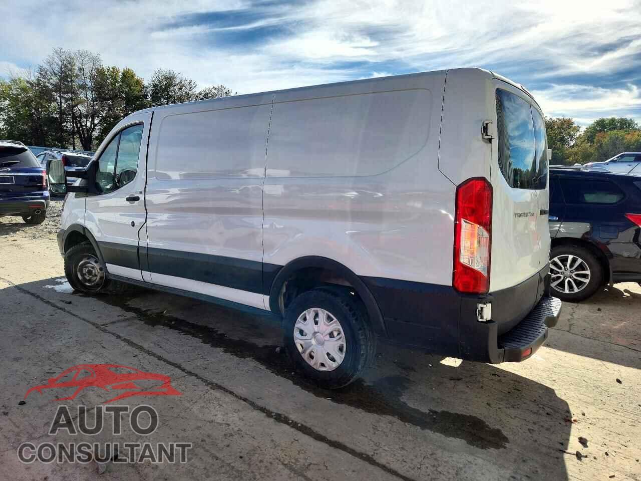 FORD TRANSIT 2019 - 1FTYR1YM6KKB79223
