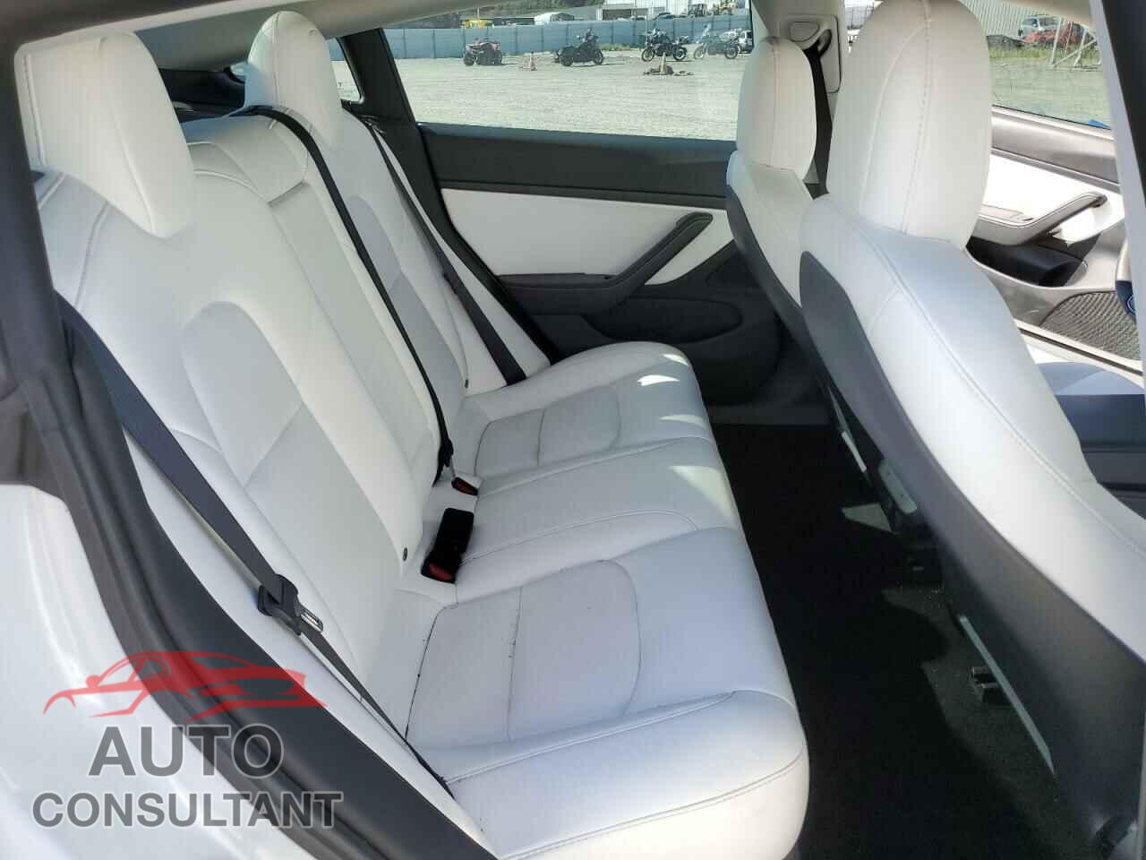 TESLA MODEL 3 2021 - 5YJ3E1EB2MF927152
