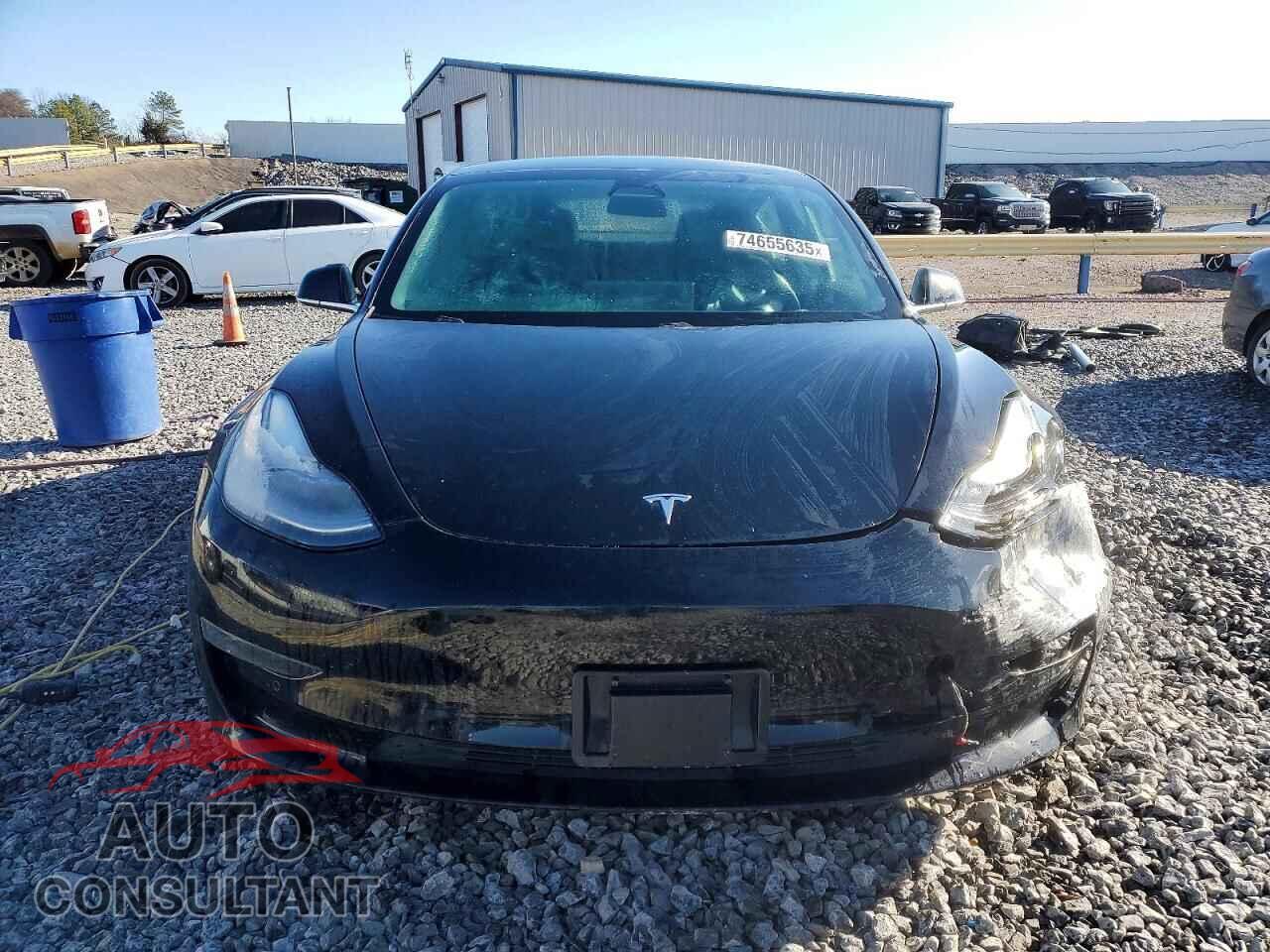 TESLA MODEL 3 2018 - 5YJ3E1EAXJF009314