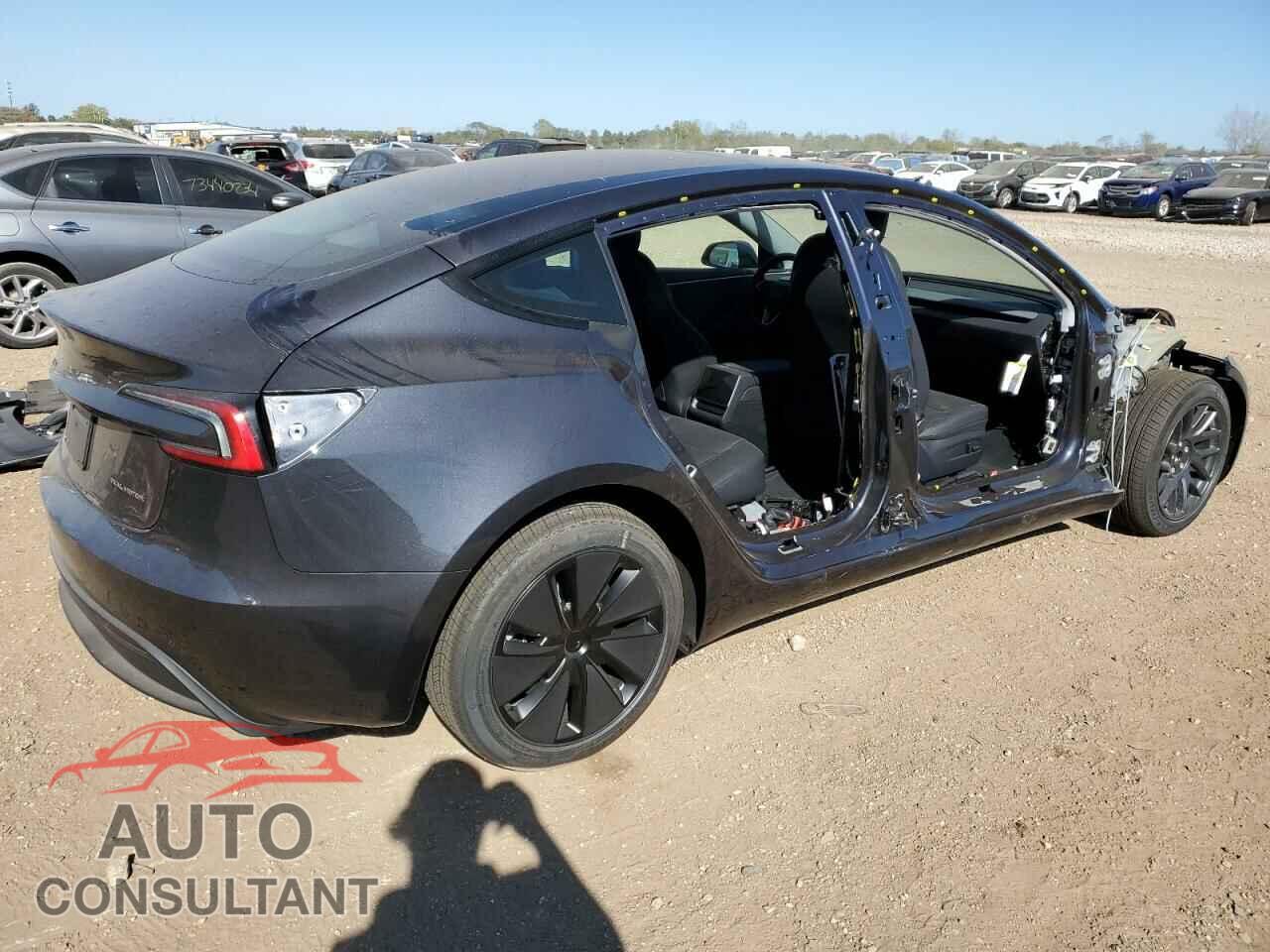 TESLA MODEL 3 2024 - 5YJ3E1EB4RF811927