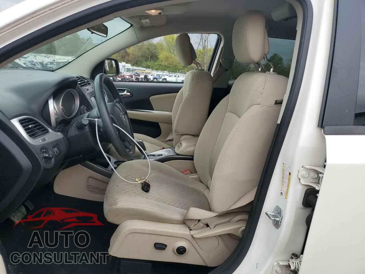 DODGE JOURNEY 2017 - 3C4PDCBG4HT521686