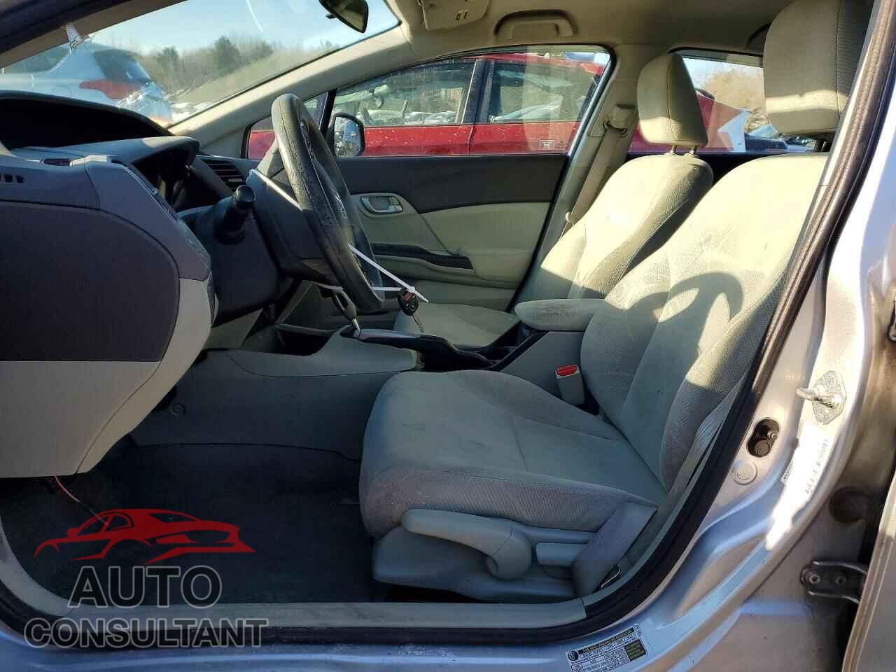 HONDA CIVIC 2012 - 2HGFB2F57CH612913