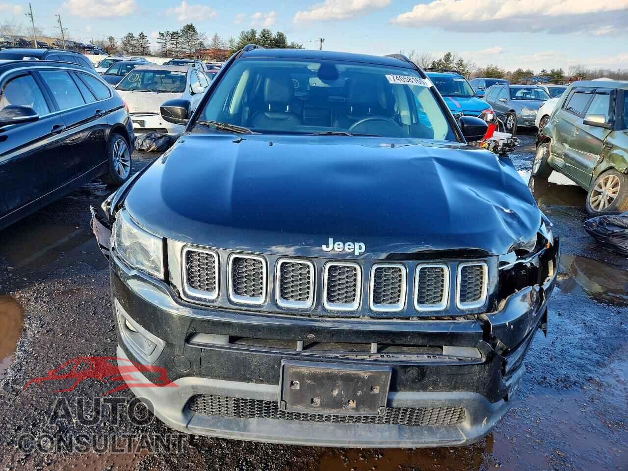 JEEP COMPASS 2019 - 3C4NJDBB8KT679188