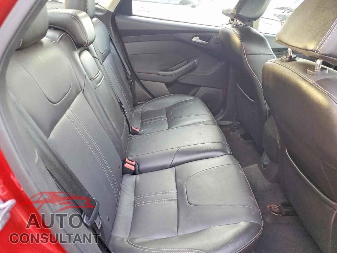 FORD FOCUS 2012 - 1FAHP3J25CL433421