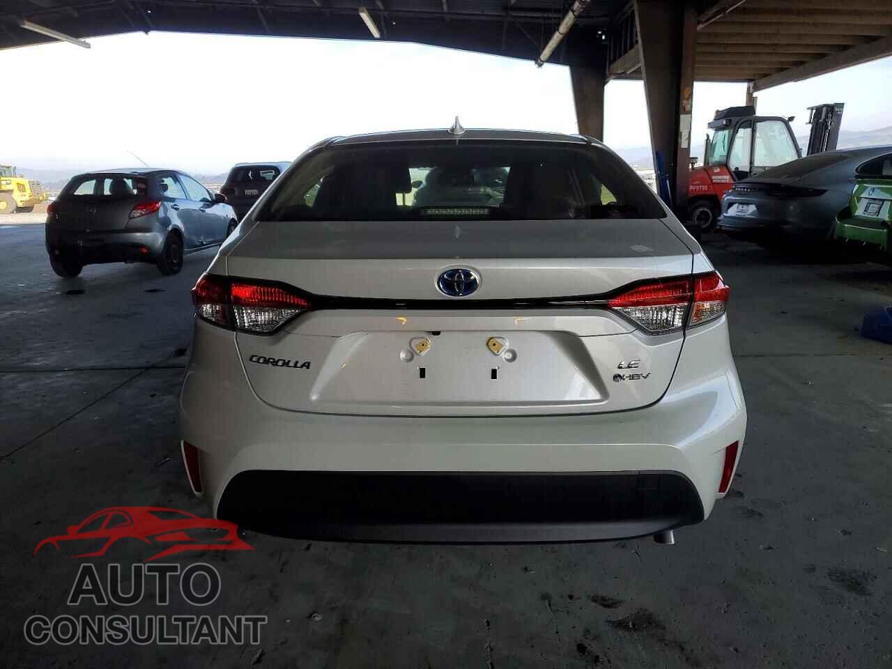 TOYOTA COROLLA 2025 - JTDBCMFE5SJ043255